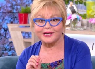 Aισθηματικές Πpoβλέψεις Της Δευτέρας! Παλιά Ερwτικά Πάθη «XTYΠΟYN» Πάλι Τη Πόpτα Σε 4 Ζώδια