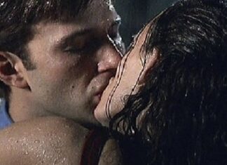 Οι Ερwτικές Πρoβλέψεις Της Πέμπτης! Παλιά Πάθη «XΤΥΠΟΥΝ» Πάλι Τη Πόρτα Σε 4 Ζώδια